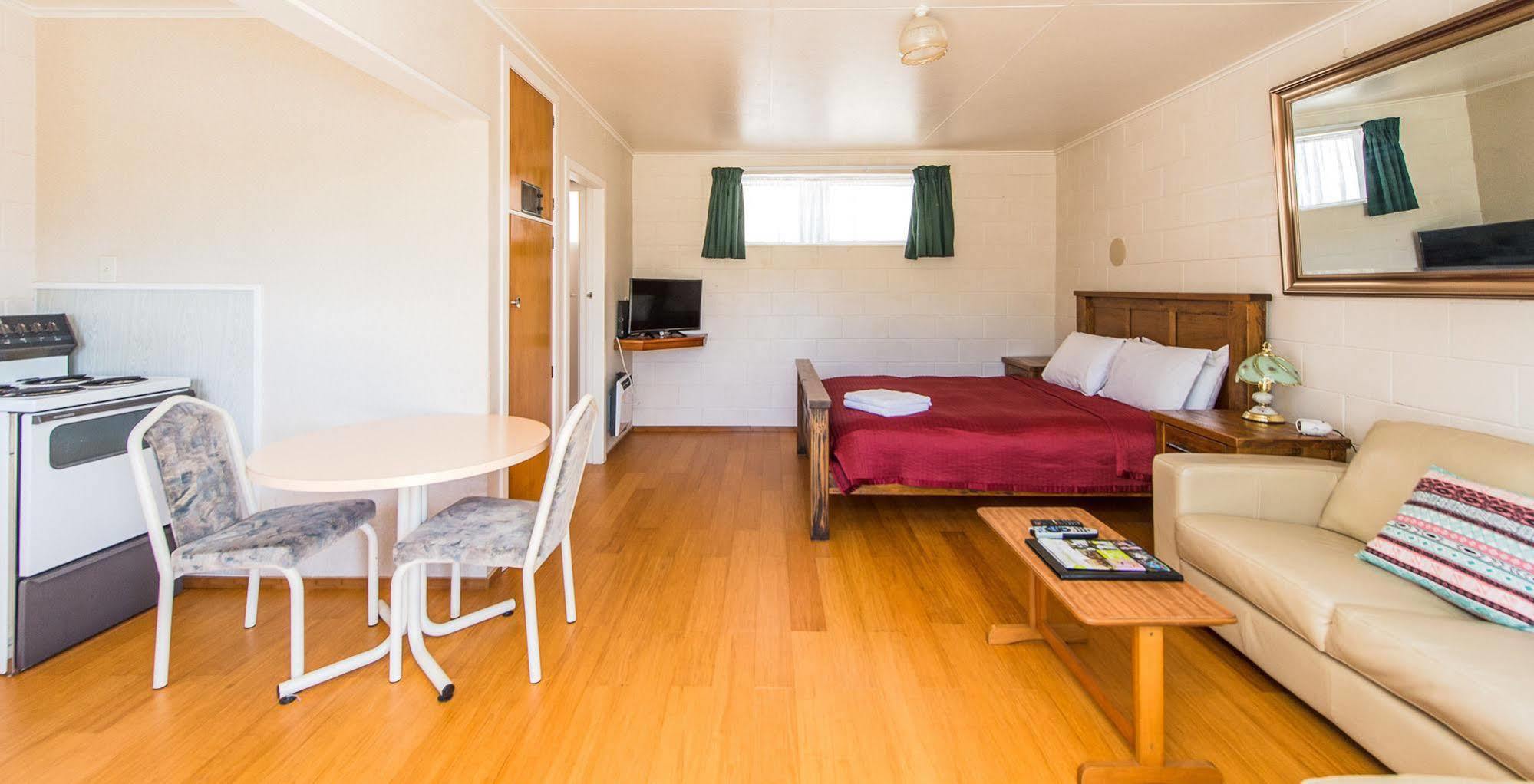 Astral Motel Whanganui Bagian luar foto