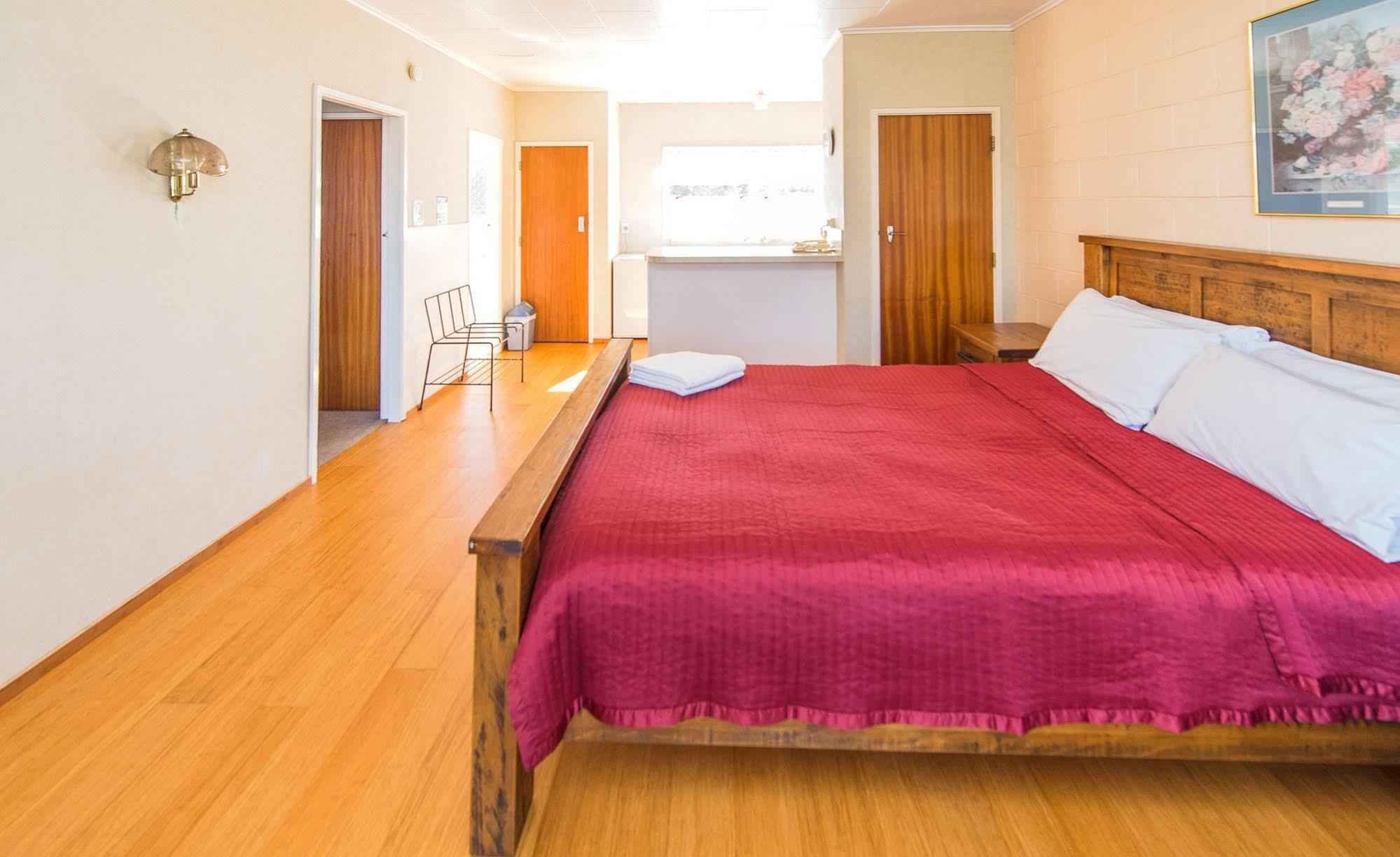 Astral Motel Whanganui Bagian luar foto