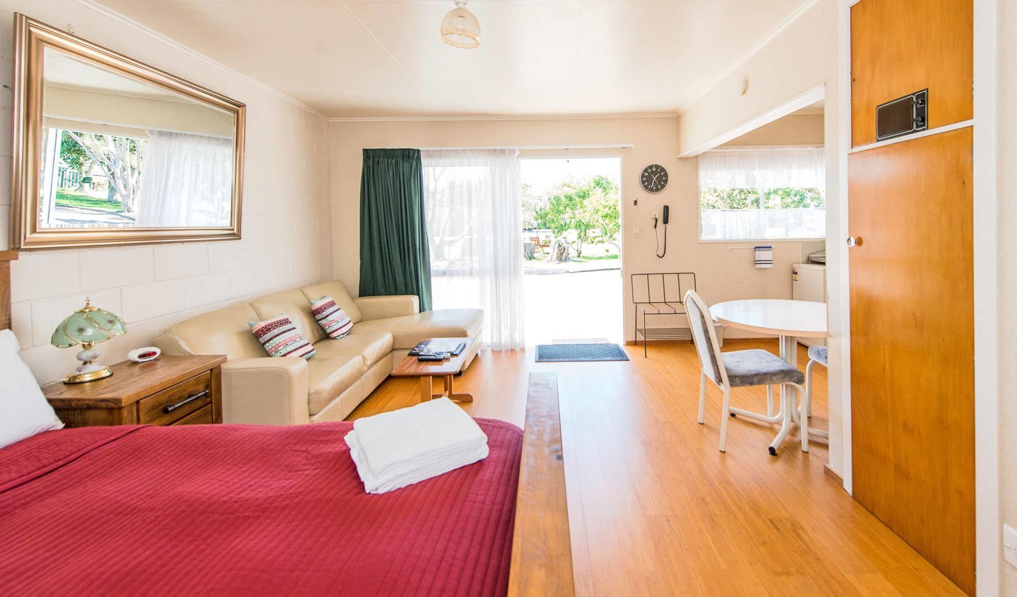 Astral Motel Whanganui Bagian luar foto